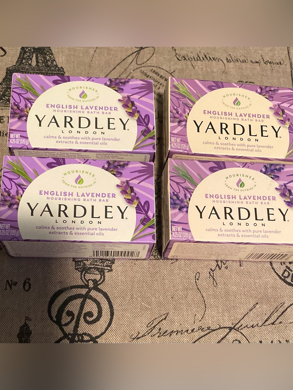 English Lavender Nourishing Bath Bar - Purple 4.25 oz
